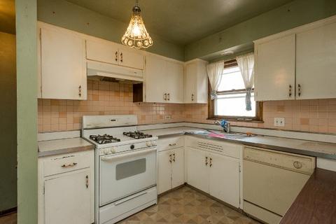 1026 Huron Dr, Elgin, IL 60120 photo 13
