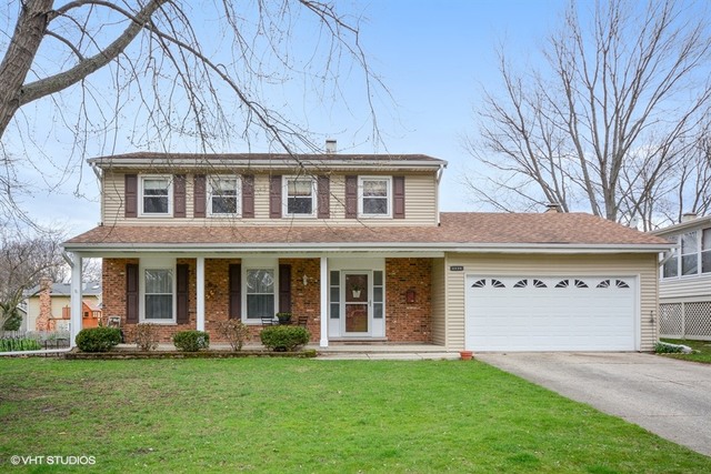 2236 Kingston Dr, Wheaton, IL 60189 photo 1