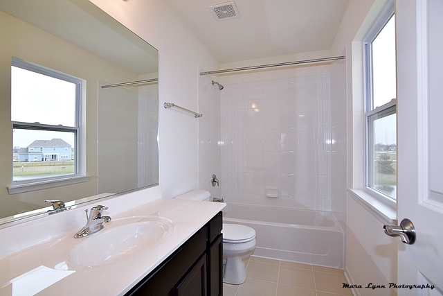421 E Becker Pl, Sycamore, IL 60178 photo 13