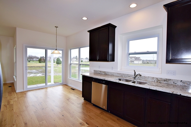 421 E Becker Pl, Sycamore, IL 60178 photo 7