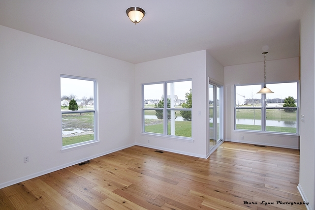 421 E Becker Pl, Sycamore, IL 60178 photo 11