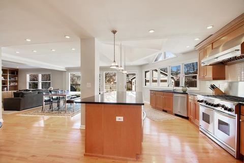 1948 Central Rd, Glenview, IL 60025 photo 4