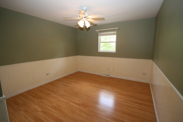 402 E Church St, Minooka, IL 60447 photo 14
