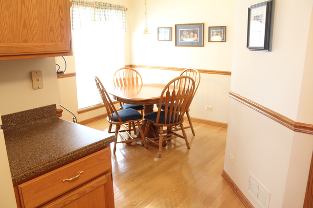 1178 Coldspring Rd, Elgin, IL 60120 photo 22