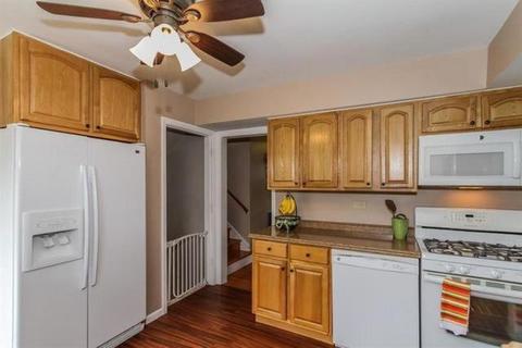 505 S Pine St, Mount Prospect, IL 60056 photo 9