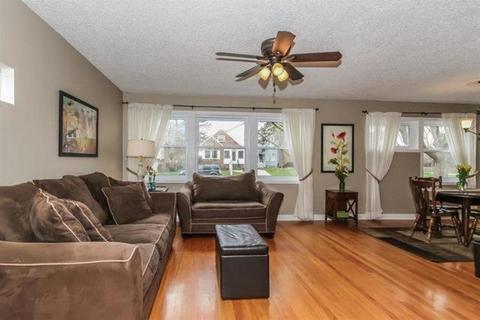 505 S Pine St, Mount Prospect, IL 60056 photo 4