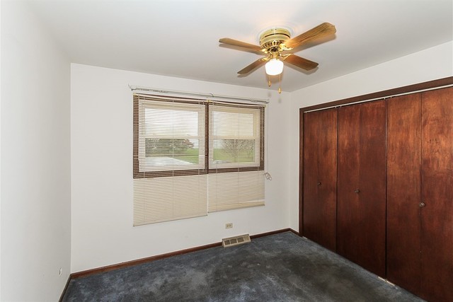 515 E Forest Ave, Des Plaines, IL 60018 photo 12