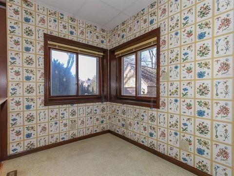 4 S Commonwealth Ave, Elgin, IL 60123 photo 12