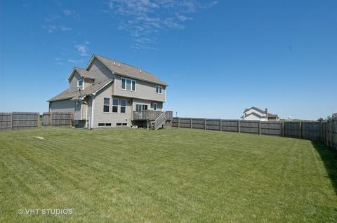 7446 Alexandra Ln, Union, IL 60180 photo 10
