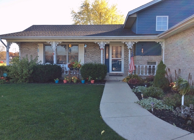 218 Heritage Dr, Minooka, IL 60447 photo 3
