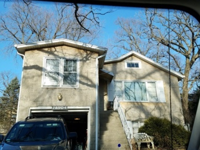 28504 W Valley Rd W, Ingleside, IL 60041 photo 1