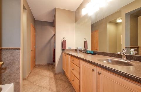 1675 Mill St #501, Des Plaines, IL 60016 photo 10