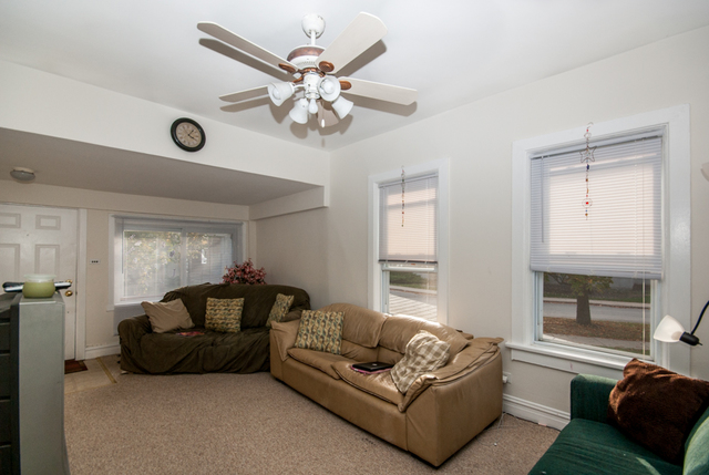 1241 Leon Pl, Evanston, IL 60201 photo 2