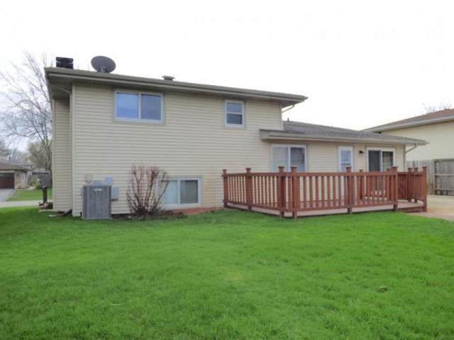 728 Evergreen Ln, Bartlett, IL 60103 photo 19