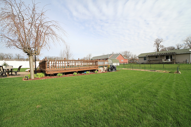 327 Elk St, Odell, IL 60460 photo 15
