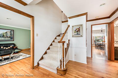 1504 Sequoia Rd, Naperville, IL 60540 photo 2