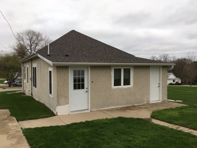 303 E Hennepin St, Mark, IL 61340 photo 2