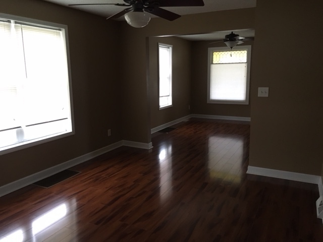 303 E Hennepin St, Mark, IL 61340 photo 7