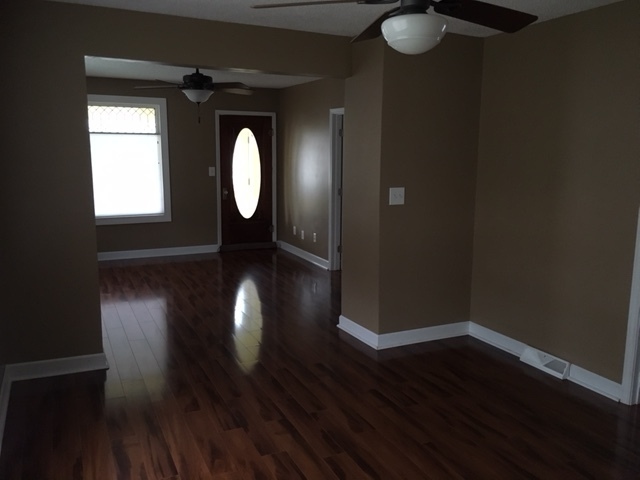 303 E Hennepin St, Mark, IL 61340 photo 6