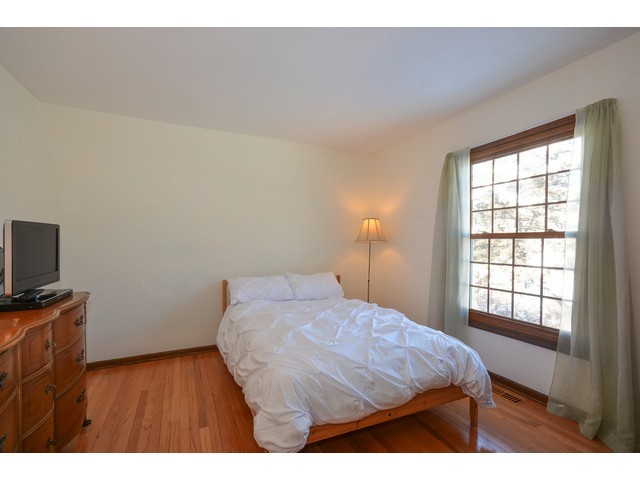 1307 Brighton Dr, Wheaton, IL 60189 photo 14