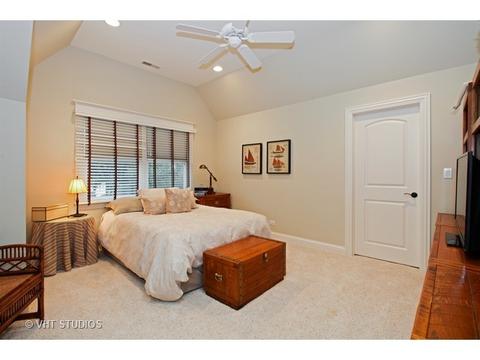 735 Deep Dene Cv, Deerfield, IL 60015 photo 12