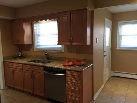 1905 Webster Ln, Des Plaines, IL 60018 photo 14