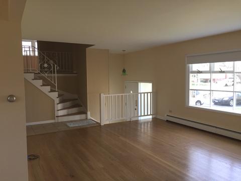 1905 Webster Ln, Des Plaines, IL 60018 photo 3