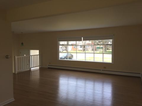1905 Webster Ln, Des Plaines, IL 60018 photo 2