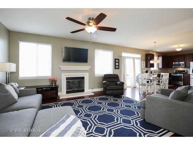 6706 Galway Dr, Mchenry, IL 60050 photo 8