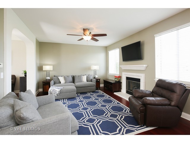 6706 Galway Dr, Mchenry, IL 60050 photo 9