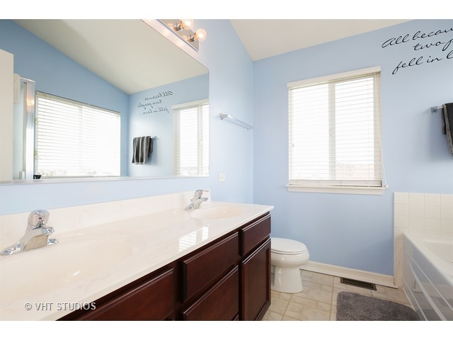 6706 Galway Dr, Mchenry, IL 60050 photo 15