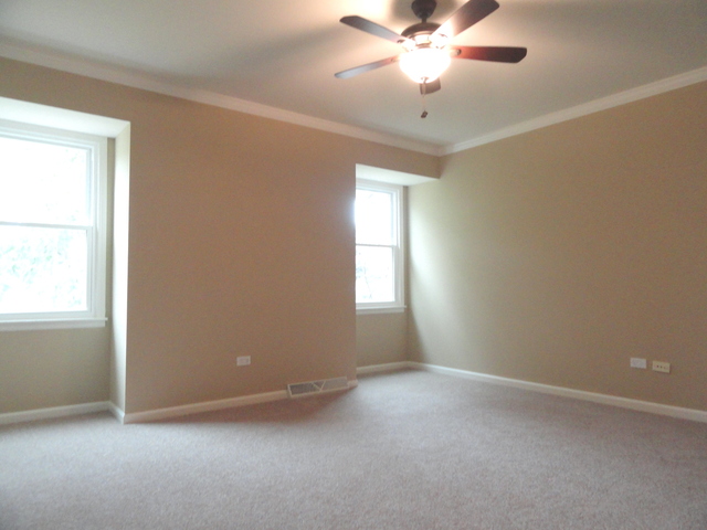 10 S048 Leonard Dr, Willowbrook, IL 60527 photo 21