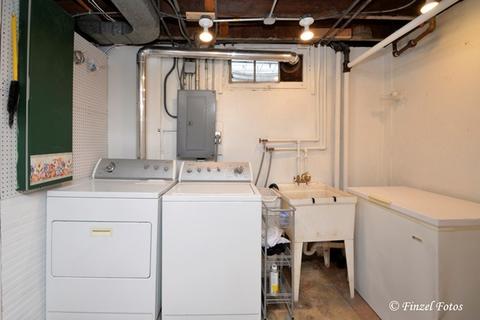 101 S Union St, Elgin, IL 60123 photo 16