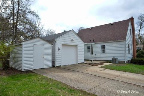 101 S Union St, Elgin, IL 60123 photo 2