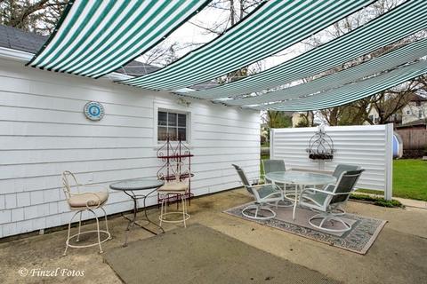 101 S Union St, Elgin, IL 60123 photo 3