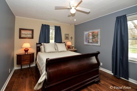 101 S Union St, Elgin, IL 60123 photo 8