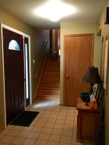 15409 Pine Dr, Oak Forest, IL 60452 photo 2