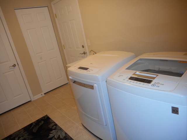 1108 Monroe Ave, Mchenry, IL 60050 photo 11