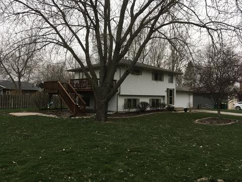 910 Willow St, Maple Park, IL 60151 photo 2