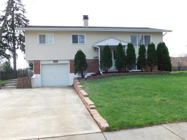 515 Amherst Ln, Hoffman Estates, IL 60169 photo 2