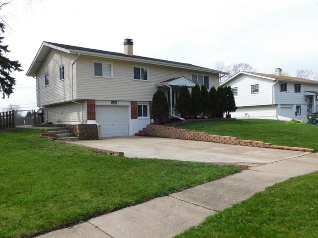 515 Amherst Ln, Hoffman Estates, IL 60169 photo 1