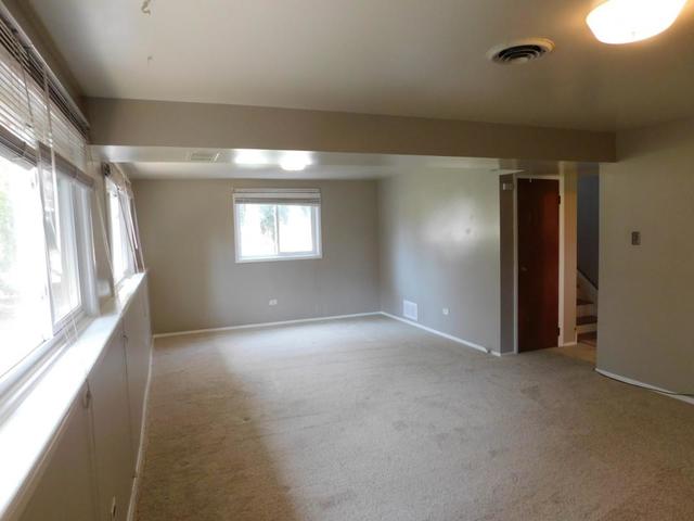 515 Amherst Ln, Hoffman Estates, IL 60169 photo 13