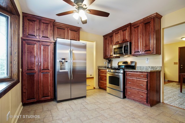262 S Princeton Ave, Itasca, IL 60143 photo 4