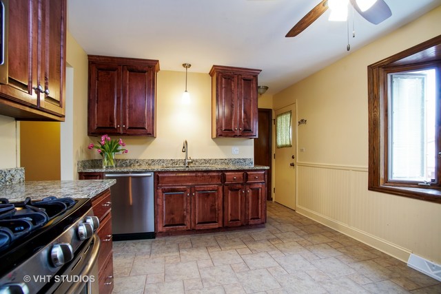 262 S Princeton Ave, Itasca, IL 60143 photo 5