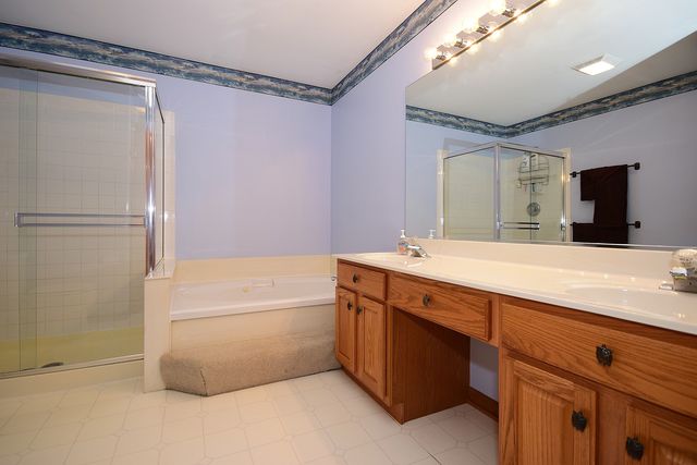 531 Rose Ln, Bartlett, IL 60103 photo 24