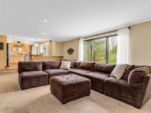 1613 Apache Dr, Naperville, IL 60563 photo 11