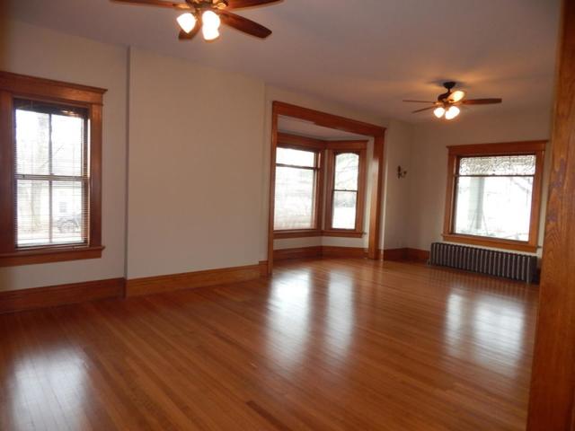 8290 Fox River Dr, Millbrook, IL 60536 photo 3