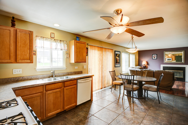 1424 Sedge Pass, Minooka, IL 60447 photo 6