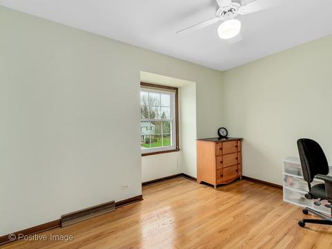 455 S Hickory Ave, Bartlett, IL 60103 photo 15