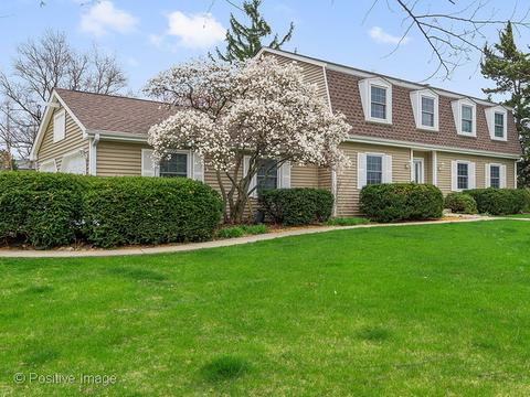 455 S Hickory Ave, Bartlett, IL 60103 photo 2